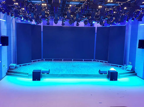 四川文化藝術(shù)學(xué)院演播廳 四川文化藝術(shù)學(xué)院演播廳